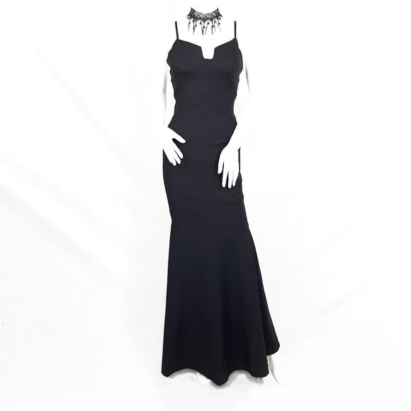 Dresses & Skirts - Trumpet Evening Gown